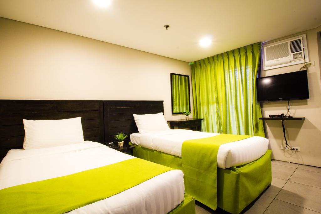 Hotel Jade And Makati City