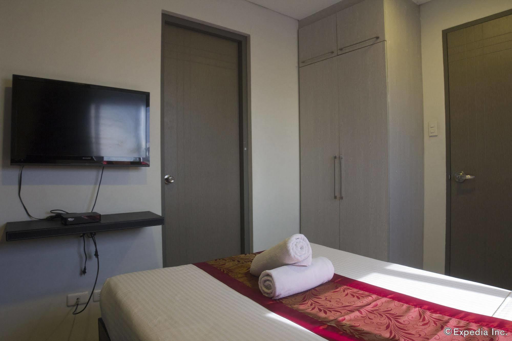 Hotel Jade And
