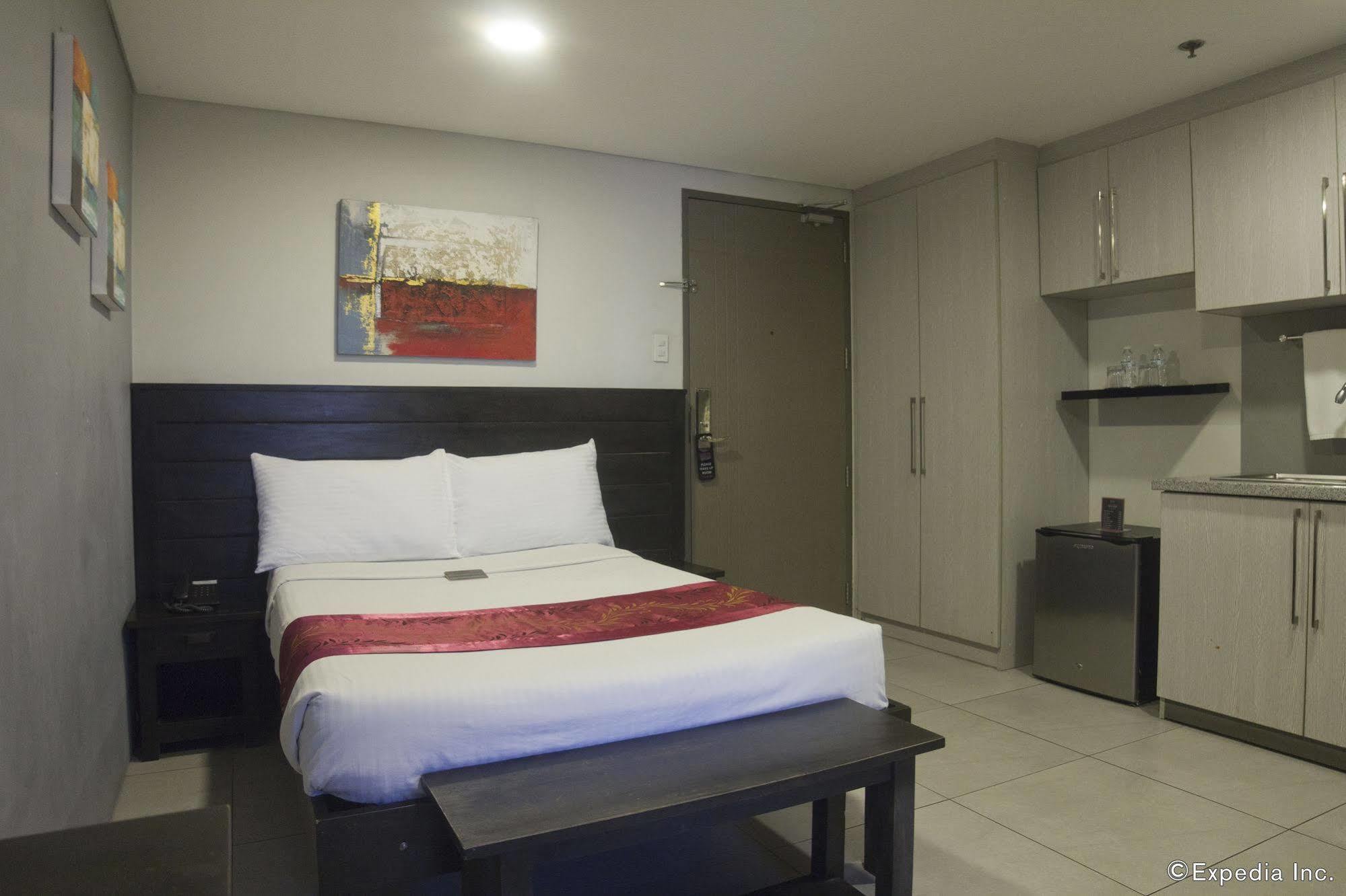 Jade And Hotel Makati City