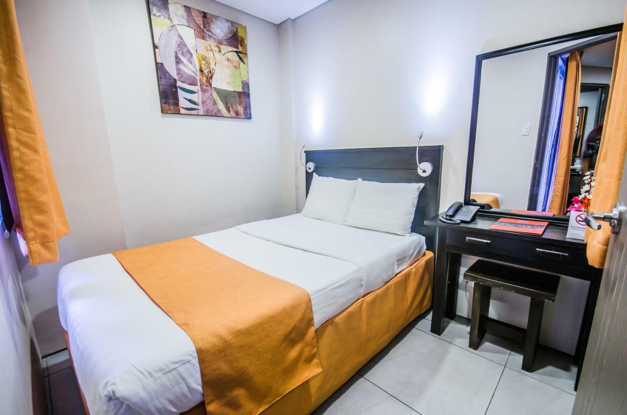 Hotel Jade And